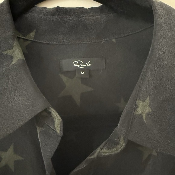 Rails Kate Silk Shirt Womens Medium Black Olive Green Stars Button Up - Picture 3 of 8